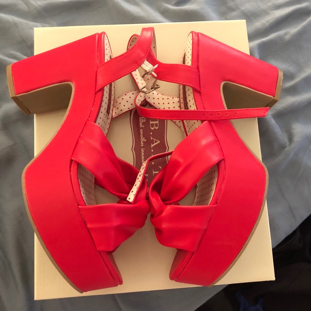 B.A.I.T red faux leather 40s inspired pinup heel